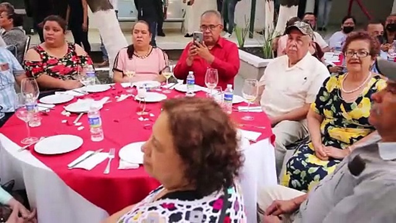 Tomás Montoya reactiva seminario Matrimonios para toda la vida