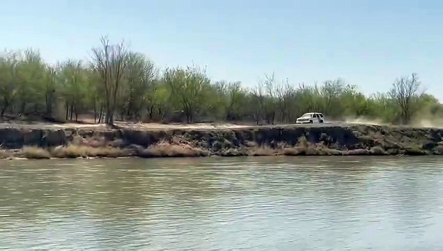 Envían agentes de seguridad a frontera por oleadas de migrantes en tránsito