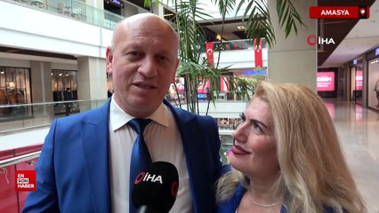 Amasya'da bir çift 26 yıldır aynı renk elbiseler giyiyor