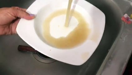 Reportan vecinos del Sur de Monterrey salida de agua sucia