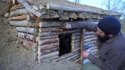 Building Complete and Warm Dugout Shelter for the Winter_ cozy fireplace _ clay roof(360P)