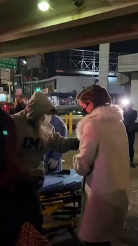 Convence Mariana a abuelitos de ir a refugio ante bajas temperaturas