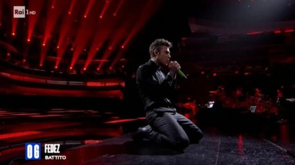 Sanremo 2025, Fedez emoziona con il brano 'Battito'