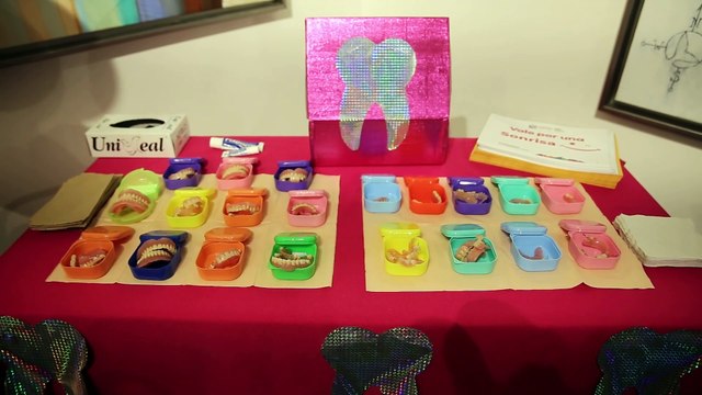 DIF Guadalupe regala placas dentales a abuelitos en Navidad