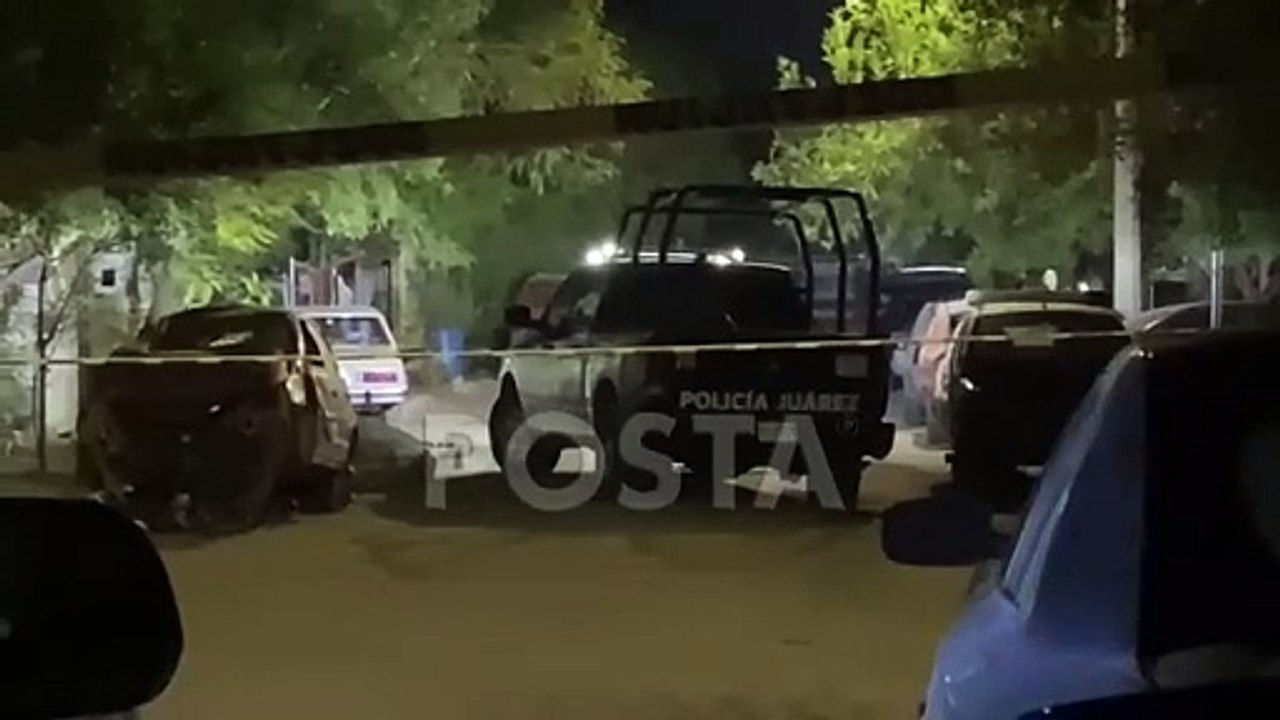 Ejecutan a dos mientras revisaban un auto en Juárez - Vídeo Dailymotion