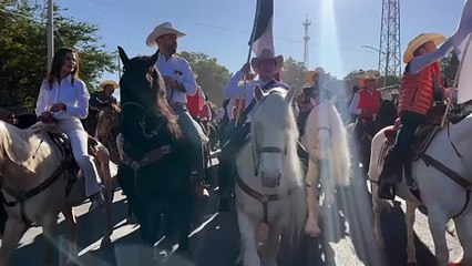 ¡A caballo! Samuel García inicia su precampaña en Jalisco