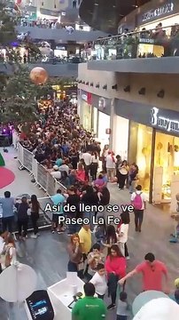 Abarrotan regios Paseo La Fe durante compras del Buen Fin