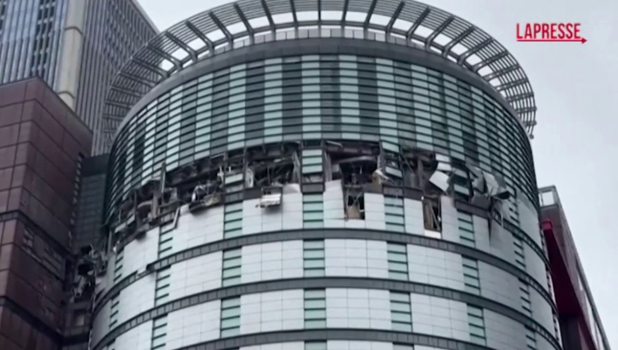 Taiwan, esplosione in un centro commerciali: almeno quattro morti e otto feriti