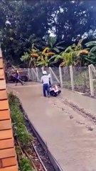 Quand ton voisin détruit ton allée fraichement bétonnée !