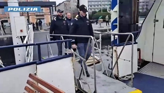Como, controlli della Squadra Nautica della polizia sui passeggeri dei battelli