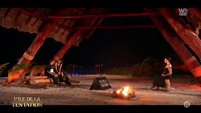 Delphine Wespiser a posé la question fatidique au couple : repartez-vous ensemble ou séparément de L'île de la tentation ?