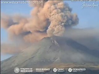 VIDEO: Amanece enojado Don Goyo, registra 115 exhalaciones en 24 horas
