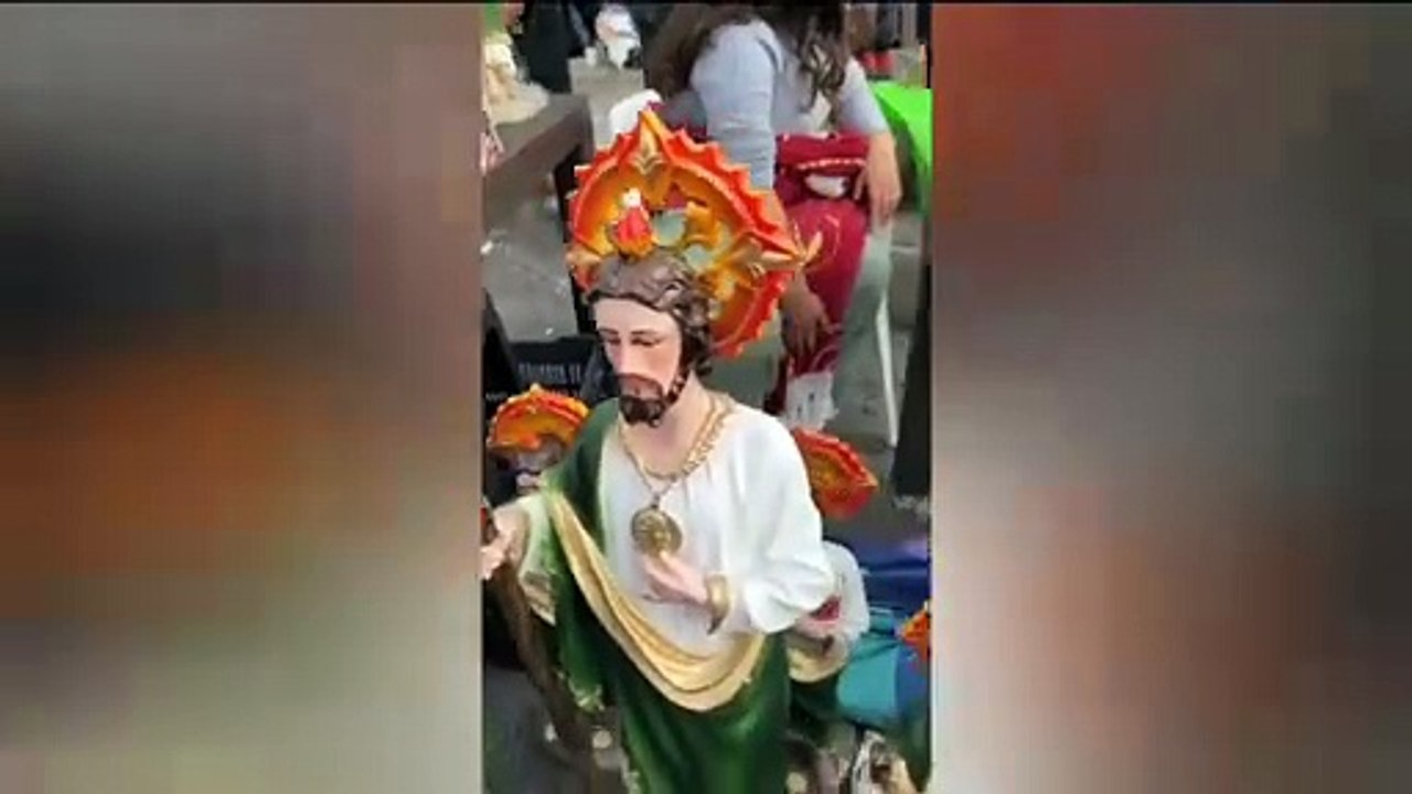 VIDEO: Llegan miles de devotos de San Judas Tadeo a la iglesia de San Hipólito