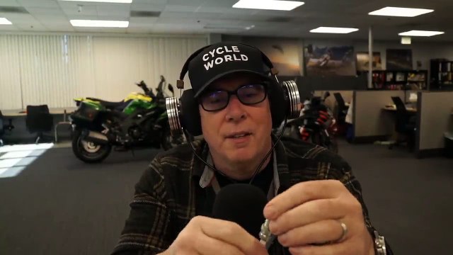 Widowmakers or Landmark Superbikes?! Kawasaki's Legendary 500cc & 750cc two-stroke Triples.