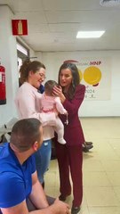 El tierno momento entre la Reina Letizia y la bebé leonesa Amaia