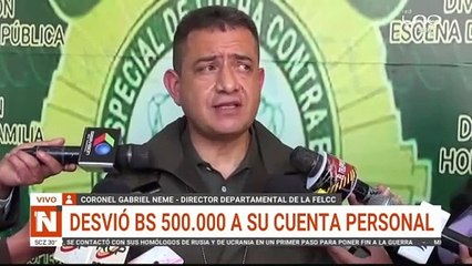 funcionaria desvio medio millon a su cuenta