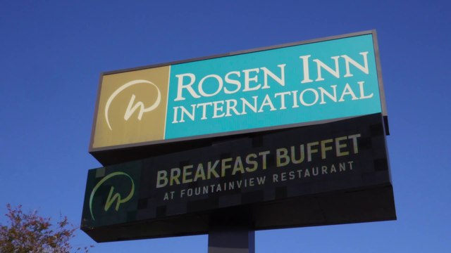 Full Hotel Tour of the Rosen Inn International (Orlando, FL) - 4K Hotel Review #adventureschmuck