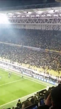 Europa League : la belle ambiance lors de Fenerbahçe-Anderlecht