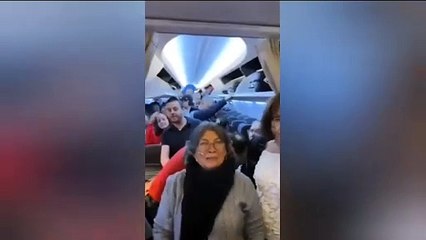 VIDEO: Llega a México los primeros repatriados de Israel en avión de la FAM