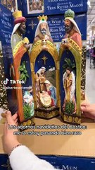 ¡Beso de tres! Figura de los Reyes Magos se vuelve viral (VIDEO)