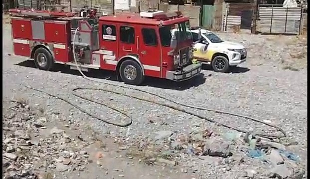 Incendio de maleza alcanza 4 tejabanes en Santa Catarina; sin lesionados