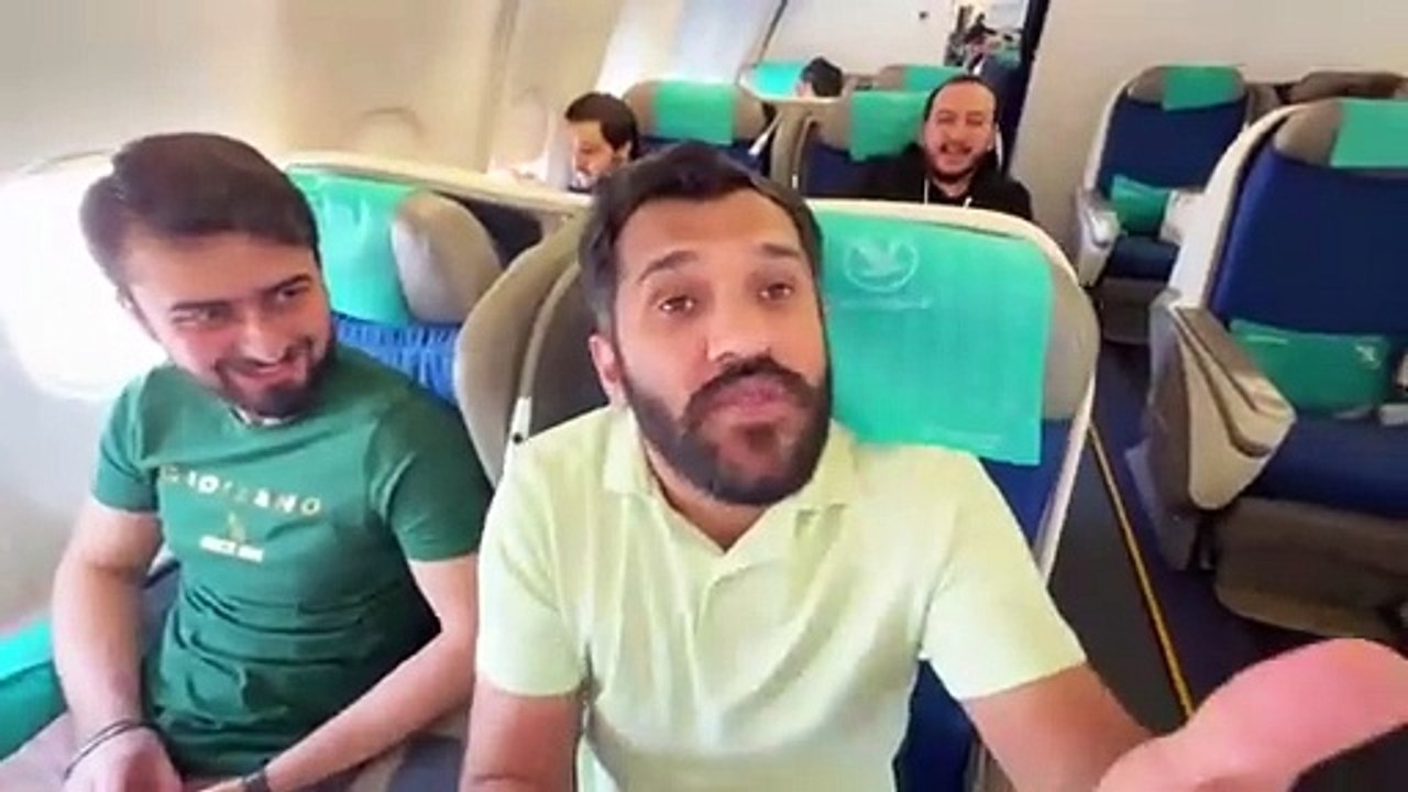 Finally Back in Lahore Mama Gone emotional🥺Business Class for Friends🤑