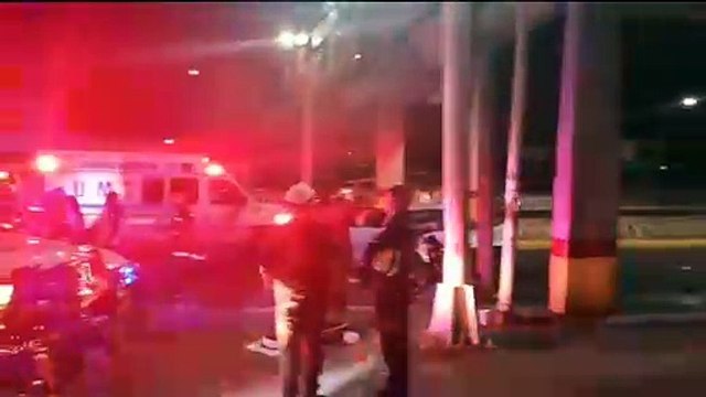 Dos personas heridas en accidente vial en Fidel Velázquez en Monterrey