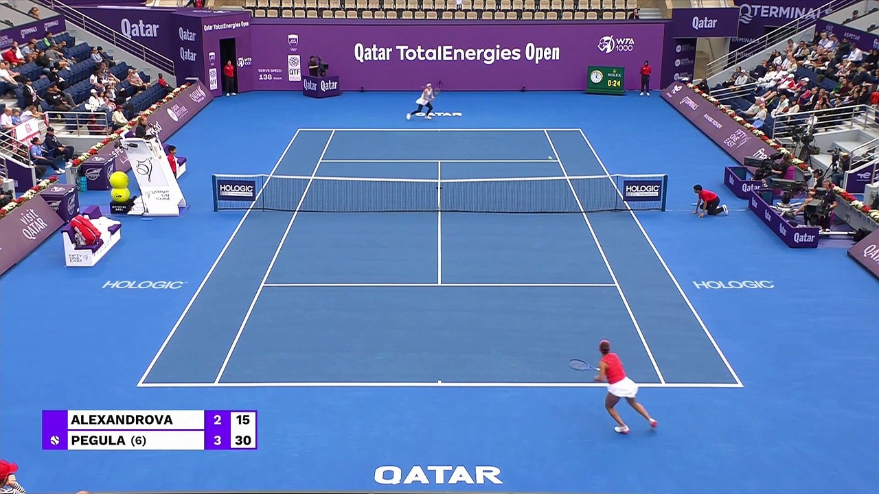 Alexandrova advances into Doha semis