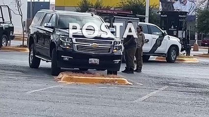 Encuentran camioneta abandonada con armas y equipo táctico en Apodaca