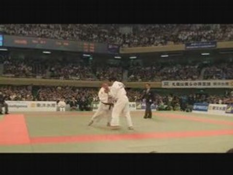 Yasuyuki Muneta (JPN) - Hidekazu Shoda (JPN)