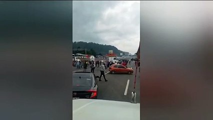 VIDEO: Colpasa bloqueo vialidad en la autopista México-Toluca, en La Marquesa