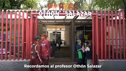 Bautizan como Othón Salazar al Pilares de la colonia Anáhuac