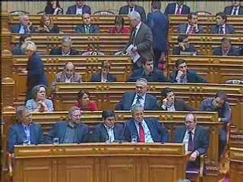 Falsos recibos verdes, segundo o PS