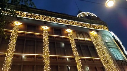 Iluminación navideña en el Palacio de Hierro del Zócalo de la Ciudad de México (Vídeo 56)