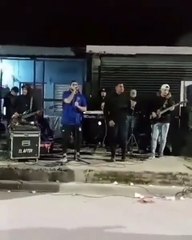 VIDEO: Disparan en la cabeza a cantante; vecino se harto de ruido en fiesta