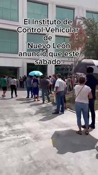 Largas filas para el canje de placas en el Pabellón Ciudadano