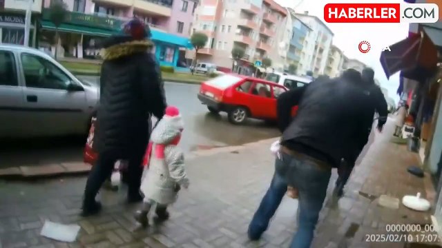 Dilencinin Koşu Yetenekleri Zabıtayı Şaşırttı