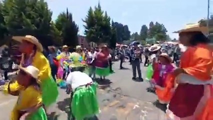 Vive Metepec con fe, baile y comida el Paseo de la Agricultura