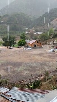 Frente Frío 50 genera lluvia y granizo en Santiago, Nuevo León