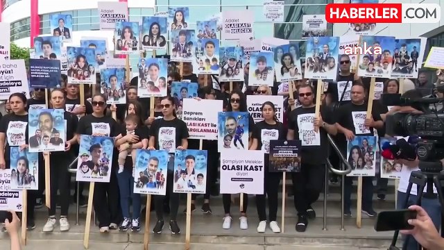 Depremde 72 Kişiye Mezar Olan Grand İsias Otel ile İlgili 6 Eski Kamu Görevlisine Dava Açıldı