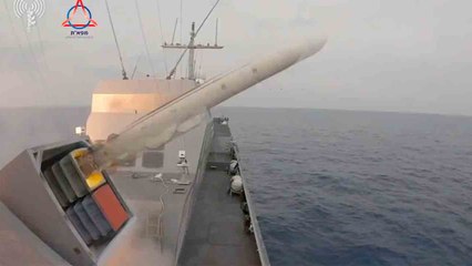 動画: イスラエルが最新鋭の対艦ミサイルをテスト
