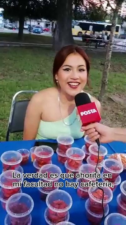 Acuden jóvenes emprendedores a Mercadito Joven San Nicolás