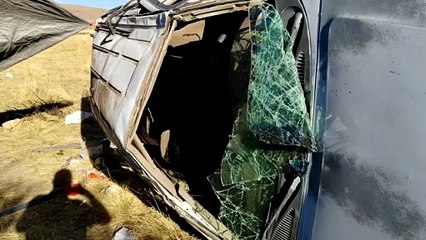 Vuelca auto con 12 pasajeros en Durango; cuatro están graves