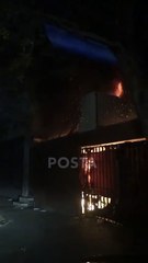 Incendio consume casa abandonada en Monterrey