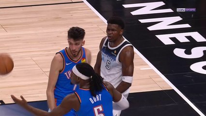 NBA : Anthony Edwards postérise Chet Holmgren !