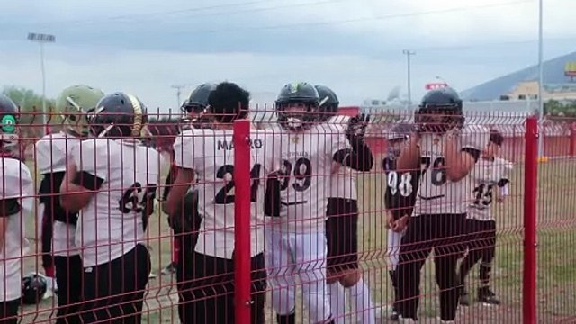 Escobedo inaugura cancha de fútbol americano para niños y jóvenes