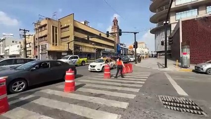 Monterrey cierra tránsito de algunas vialidades (VIDEO)