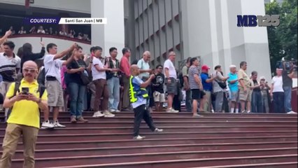 Alpha Phi Omega calls for fair elections during annual oblation run at UP Diliman