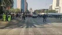 Marcha la CNTE por aumento salarial y abrogación de reformas