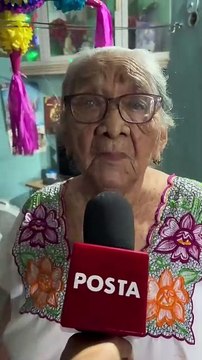 Navidad en Yucatán: Doña Mechita lleva más de 30 años elaborando piñatas navideñas